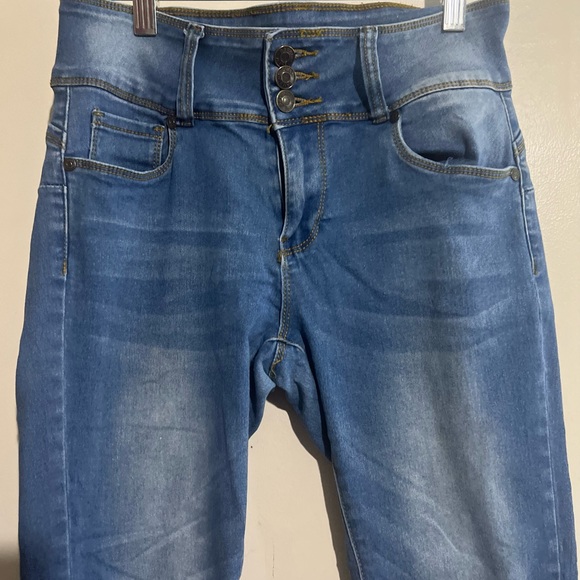 Bamboo Jeans Junior Light Wash Jeans Size 9 - Picture 11 of 11